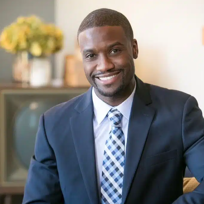 Efrem Lawrence