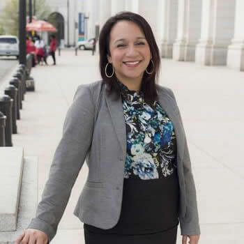 Irma Pérez