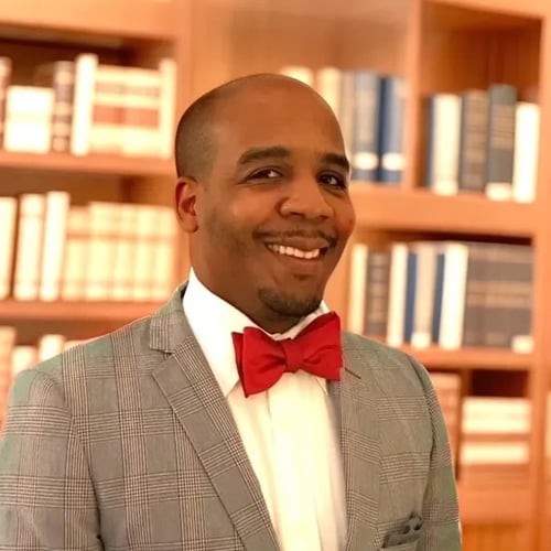 Maurice Williams - verified lawyer in  
